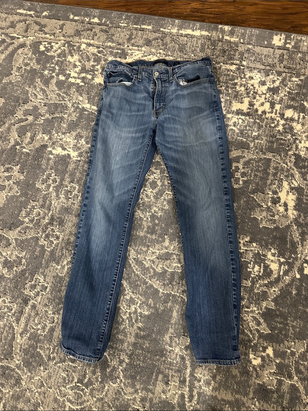 Lucky Brand Men's Medium Blue Straight Jeans